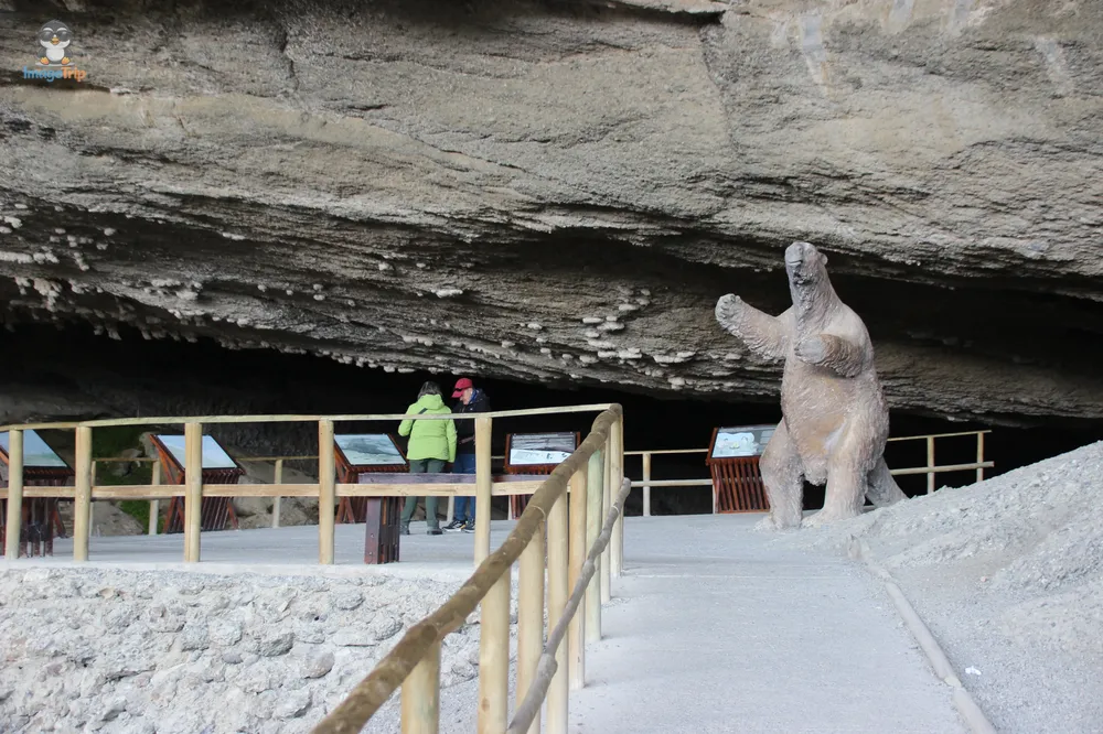 TorresPaine_II_CuevaMilodon_38