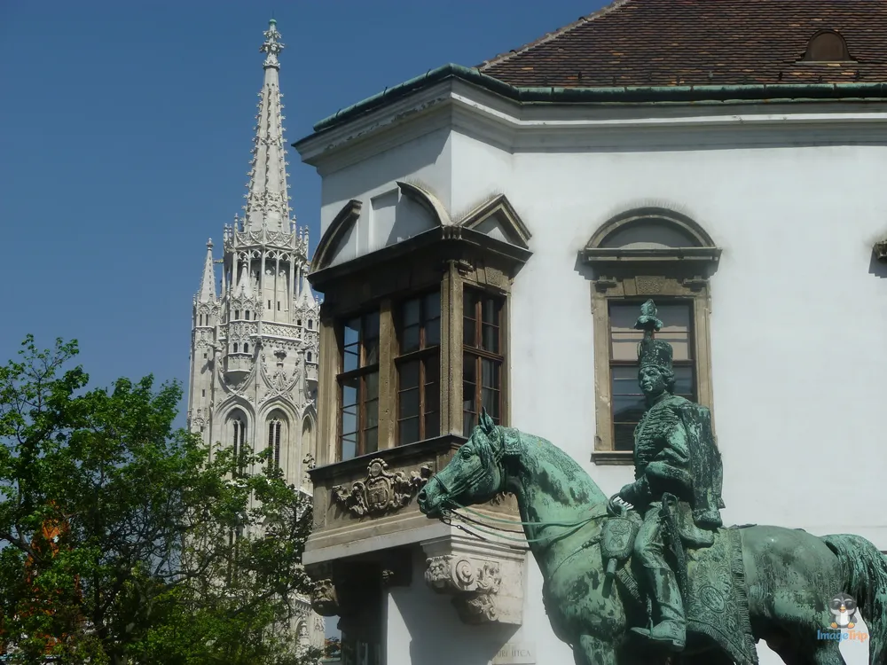 Iglesia Matias 13