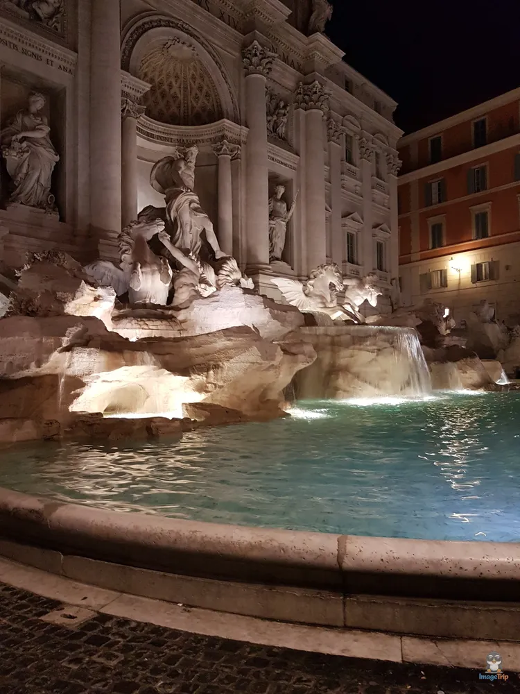 FontanDiTreviNoche_1