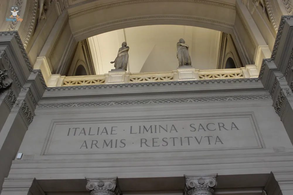 MonumentoVictorManuelII_11