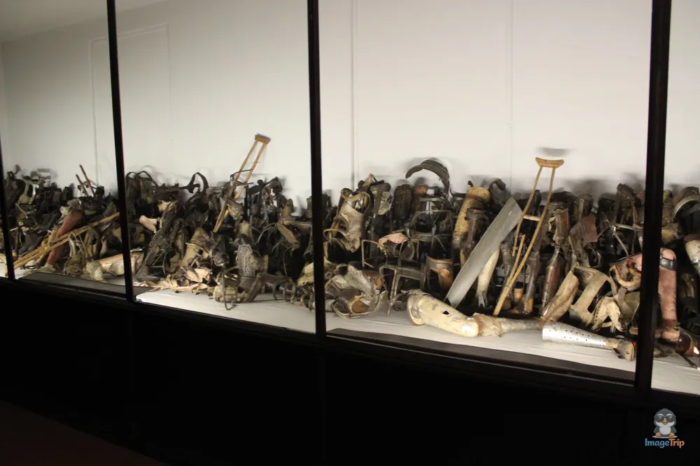 Auschwitz I 39
